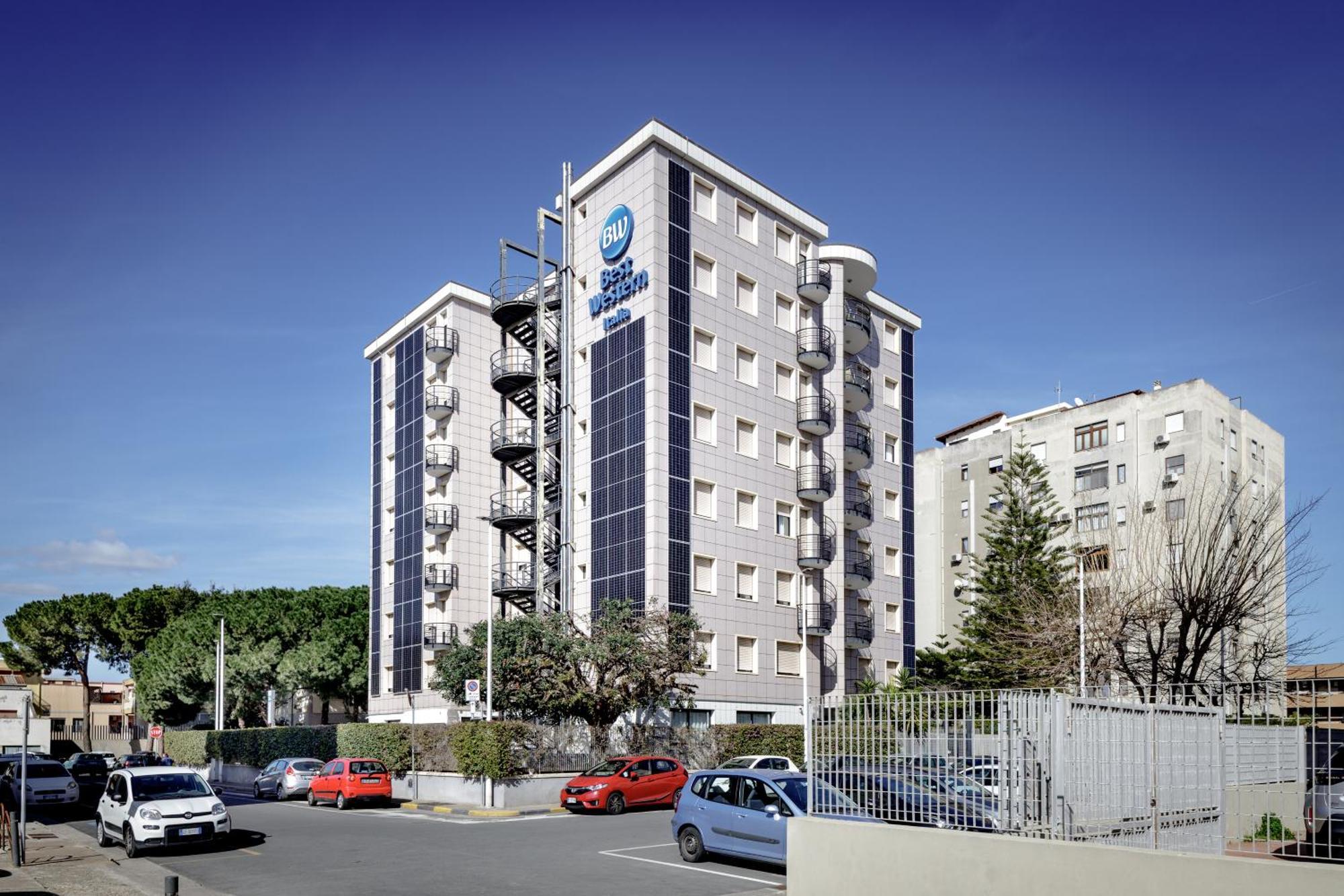 Best Western Hotel Residence Italia Quartu SantʼElena Exterior foto