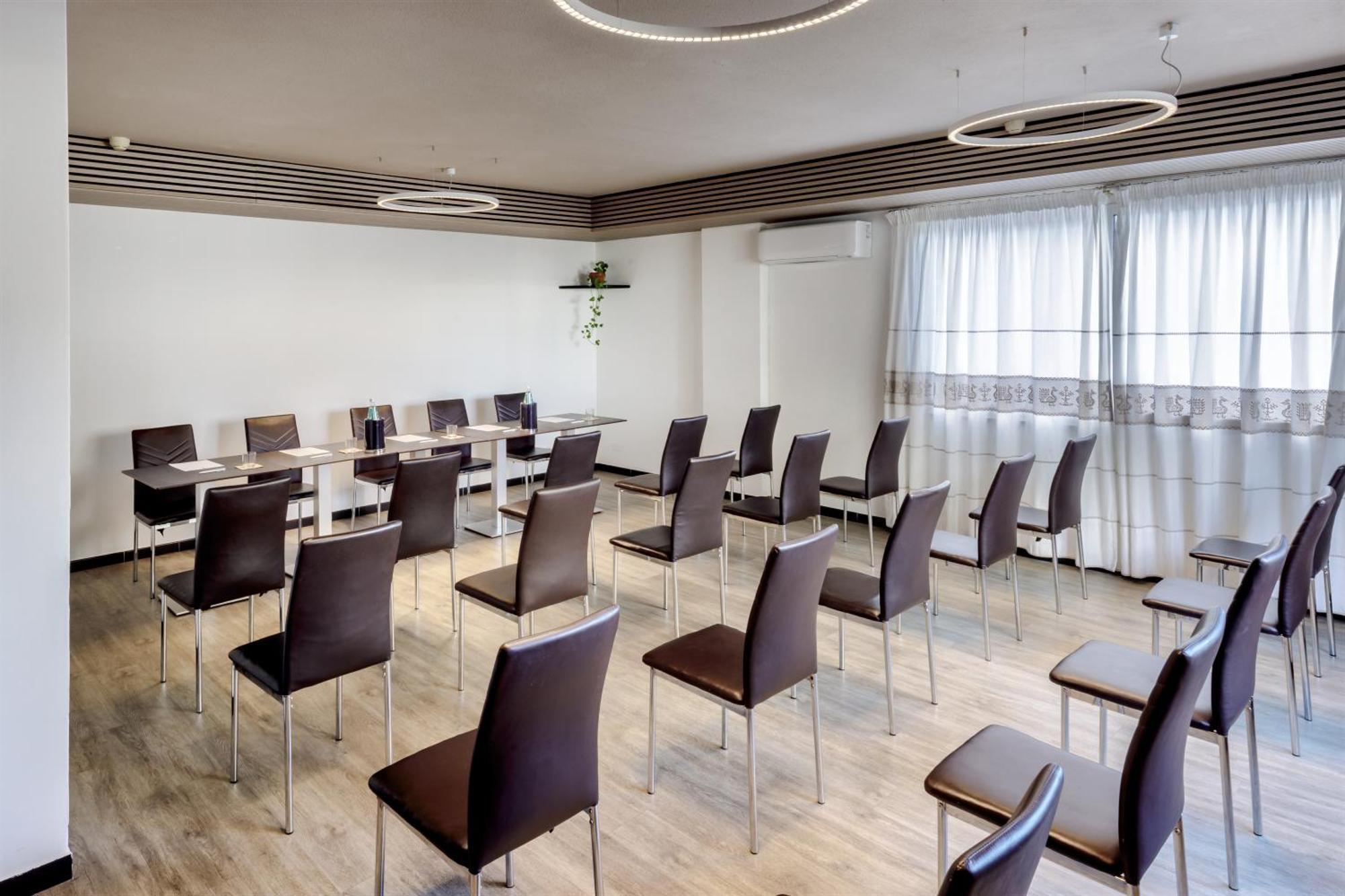 Best Western Hotel Residence Italia Quartu SantʼElena Exterior foto